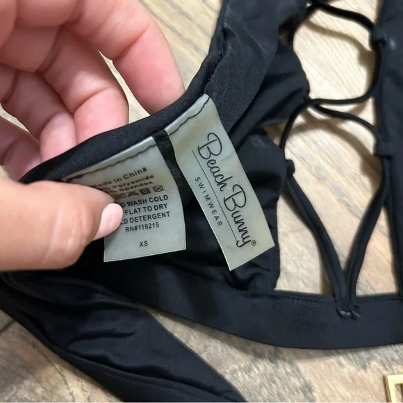 Beach Bunny Bikini Top - Picture 4 of 5